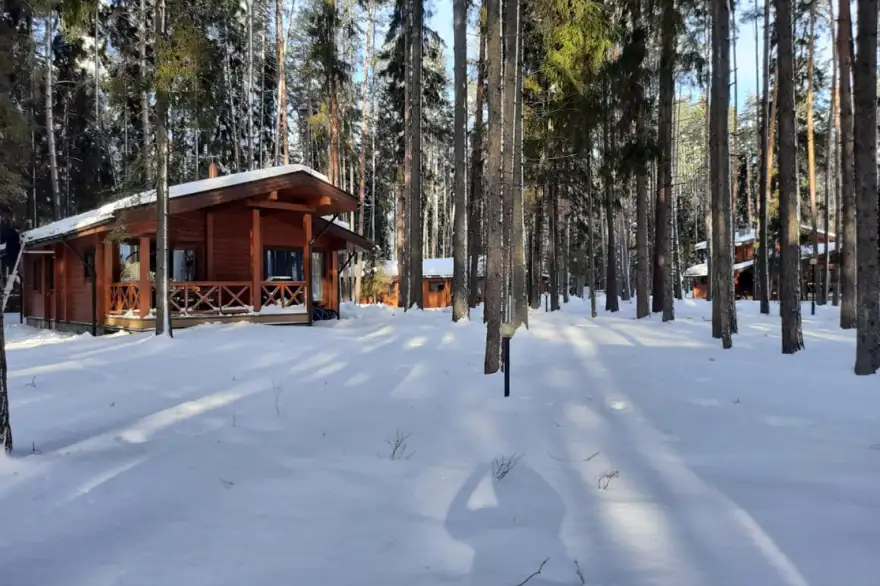 Recreation center "Izumrudnoye"